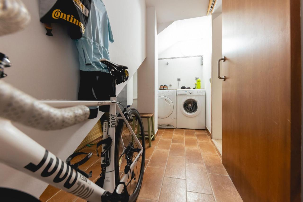 Bravissimo La Mora Apartman Girona Kültér fotó